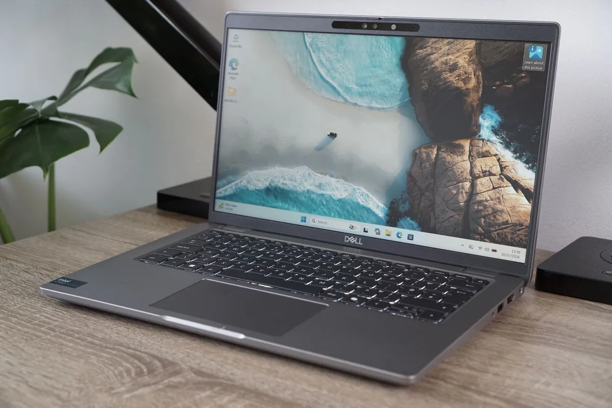14" Dell Latitude 5450 | Ultra 5 vPro | 16GB - Image 1