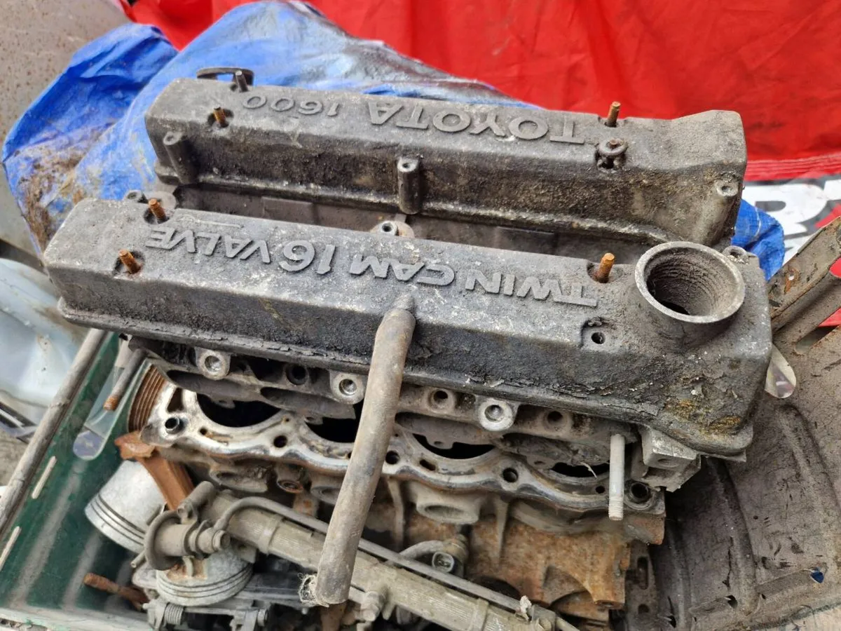 Escort  . Transit  . Toyota  parts. - Image 2
