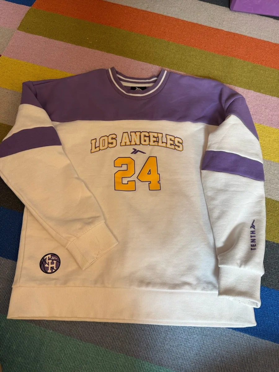 Girl’s clothes - Image 1