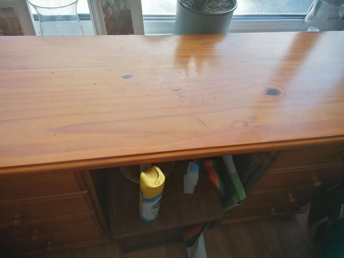 8 draw dressing table 4 on each side - Image 4
