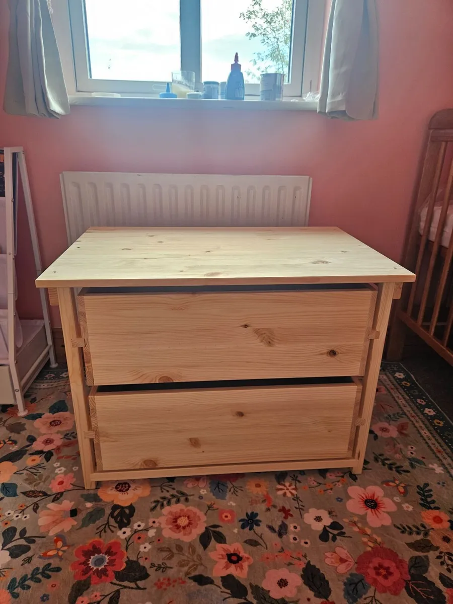 Chest of Drawers - Image 3