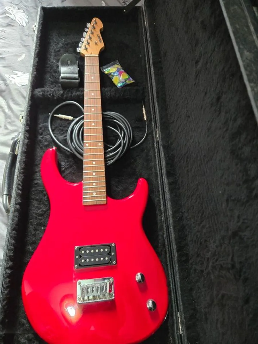 Peavey Electric Guitar - Image 1