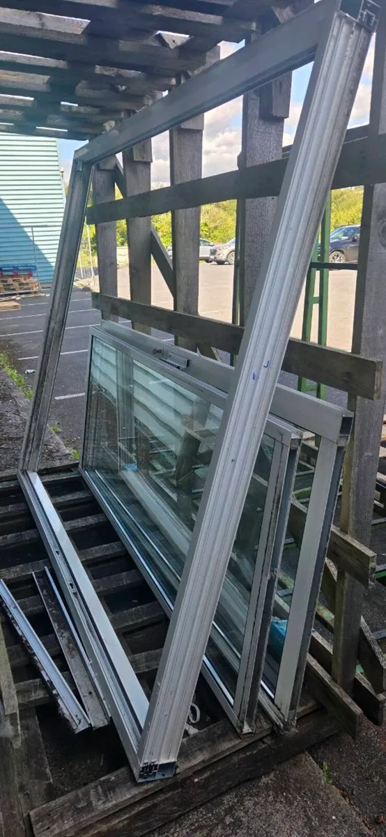 Sliding door
