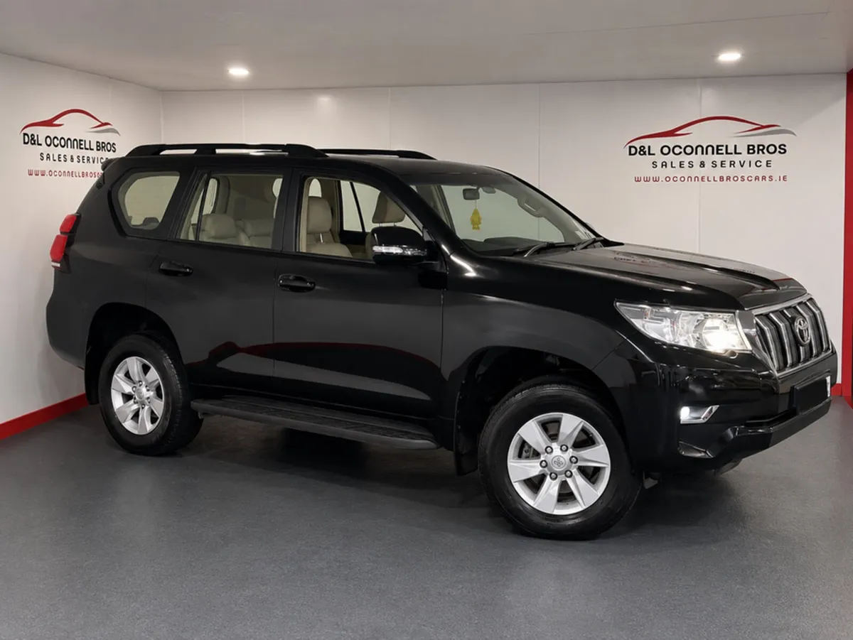 Toyota Land Cruiser LAND CRU BUSINESS 19 AUTO 4DR - Image 1