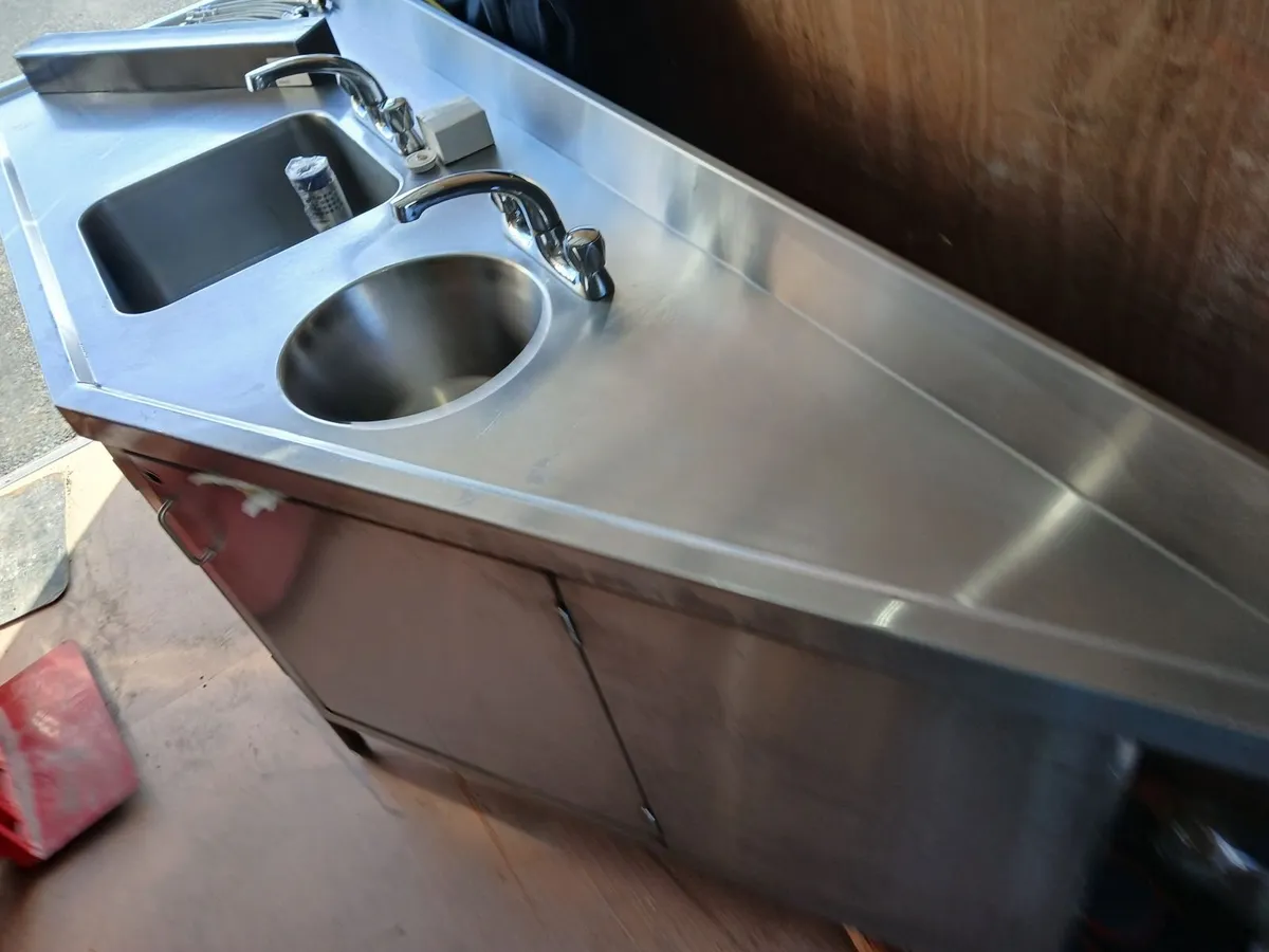 Staneless steel cabbinet double sink unit complete - Image 4