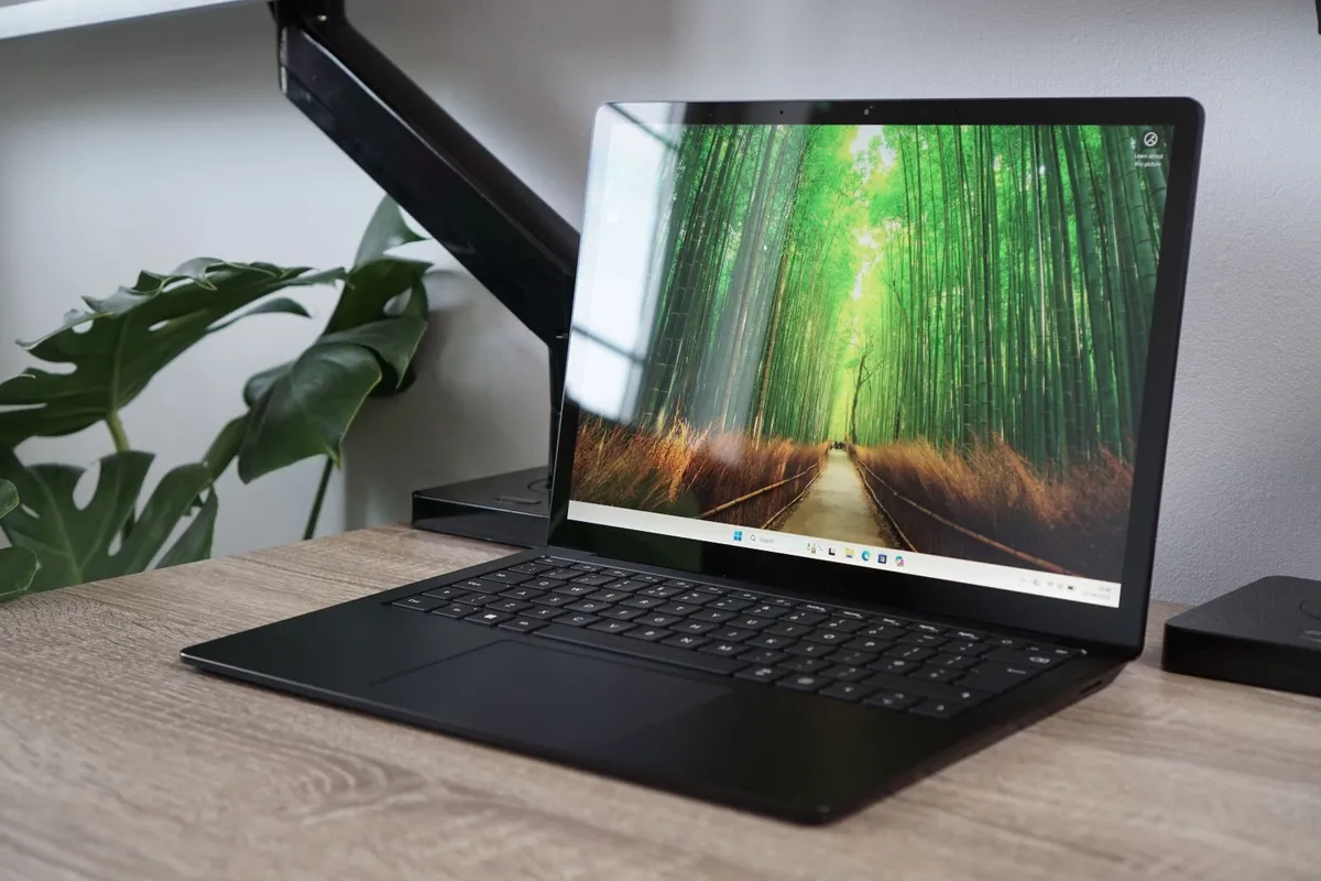 13.5" Microsoft Surface Laptop 5 Black | 16GB RAM - Image 1