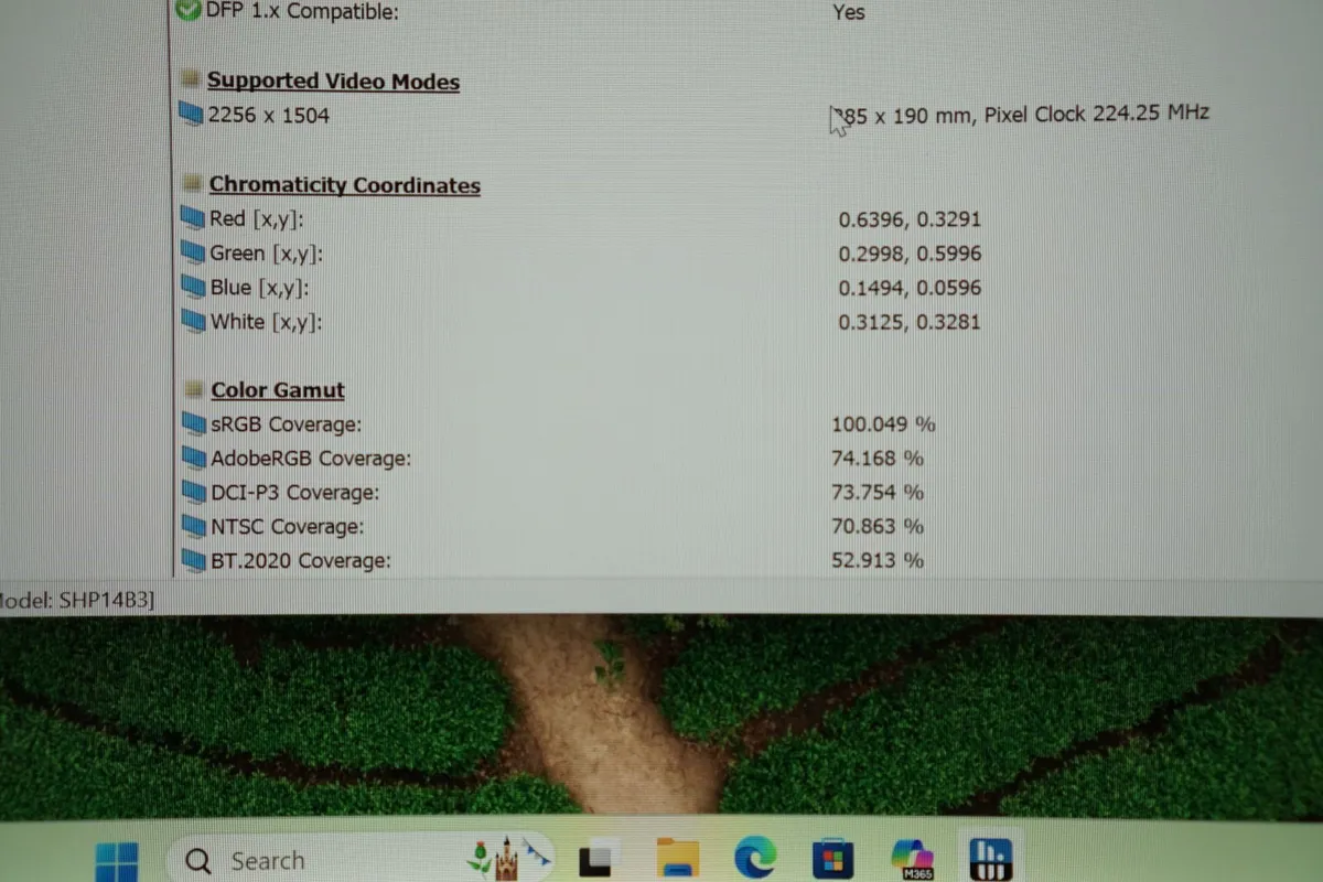 13.5" Microsoft Surface Laptop 5 Black | 16GB RAM - Image 4