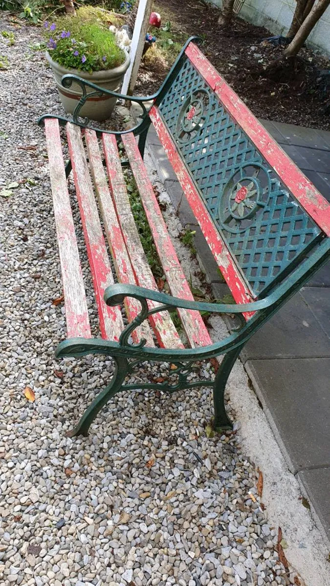 Garden Bench Free - Image 1