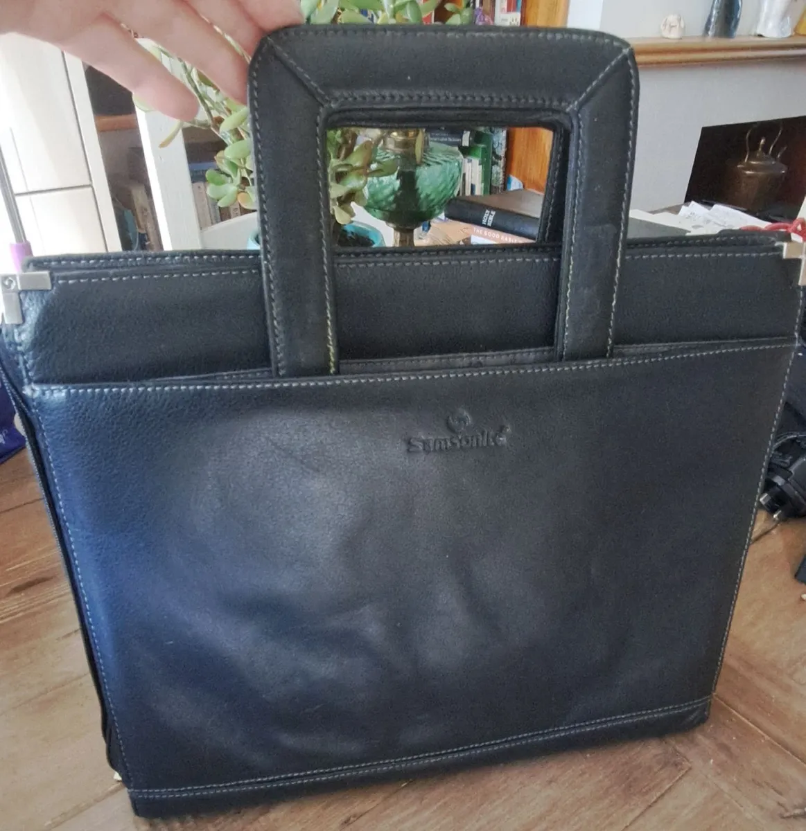 Samsonite Leather Briefcase - Image 1