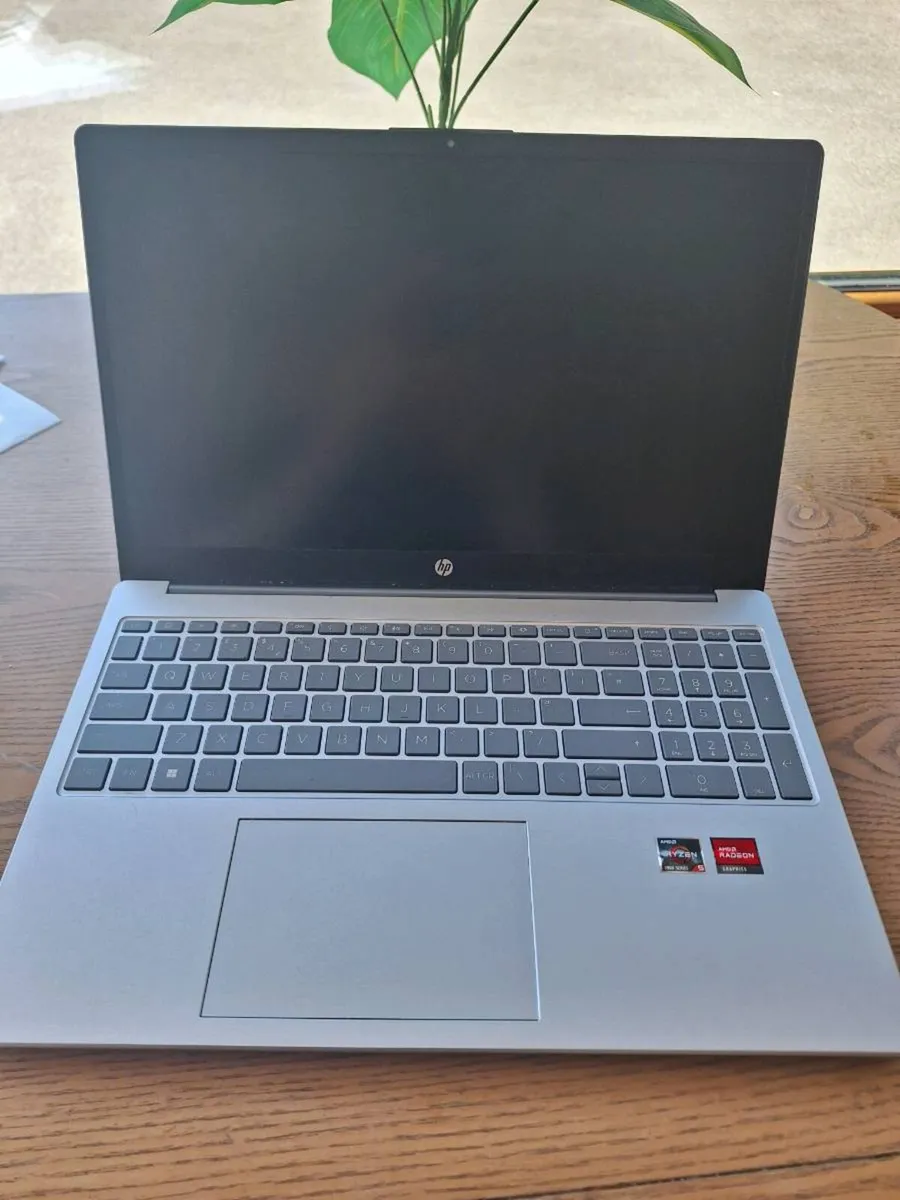 HP laptop 15-fc0xxx - Image 3
