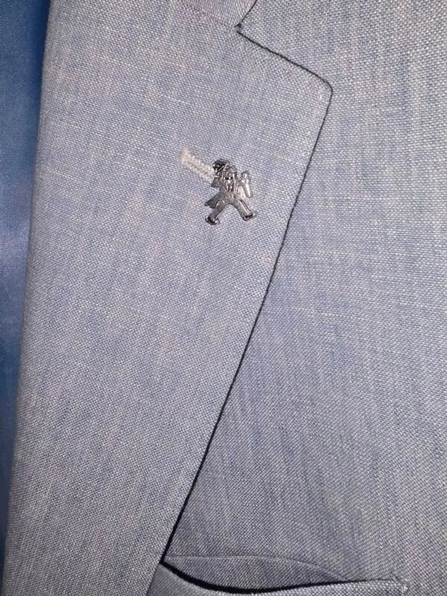 Herbie Frogg Limited Edition Light Blue Blazer Worn Once Size [Insert Size] - Image 3