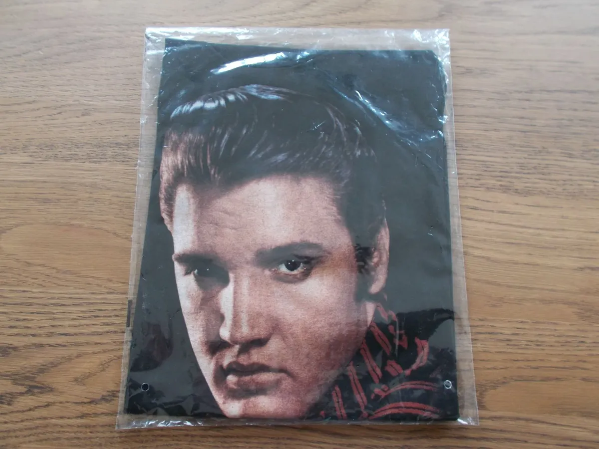 Official Elvis Presley T Shirt **NEW** - Image 3
