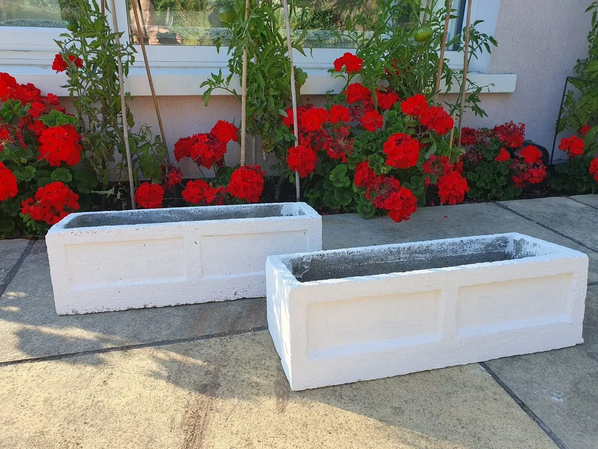 Pair of antique composite stone windowboxes - Image 1