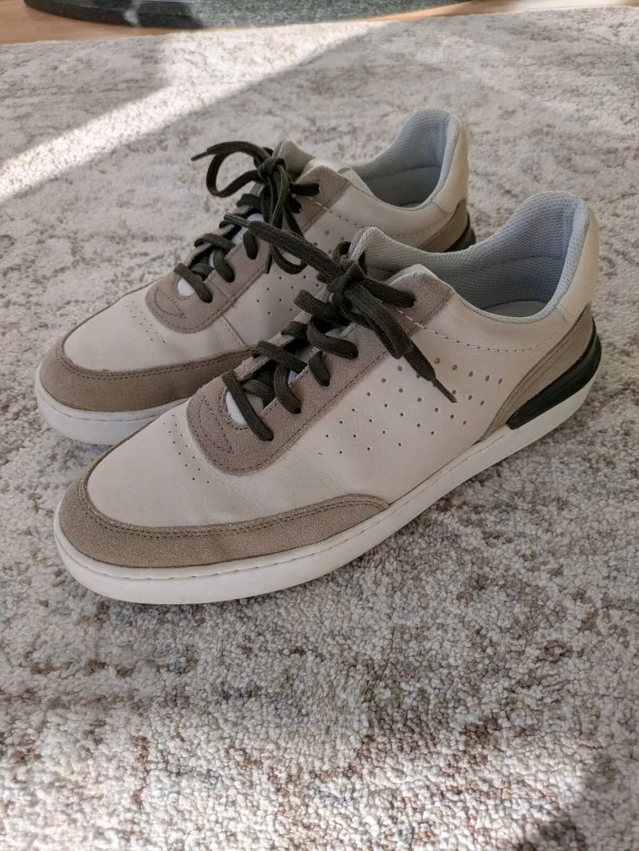 Clarkes shoes - Image 2