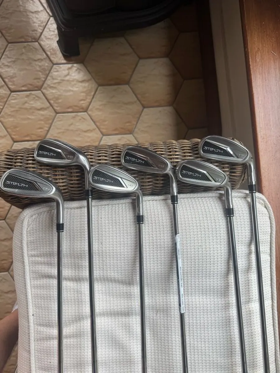 Taylormade Stealth HD irons - Image 1