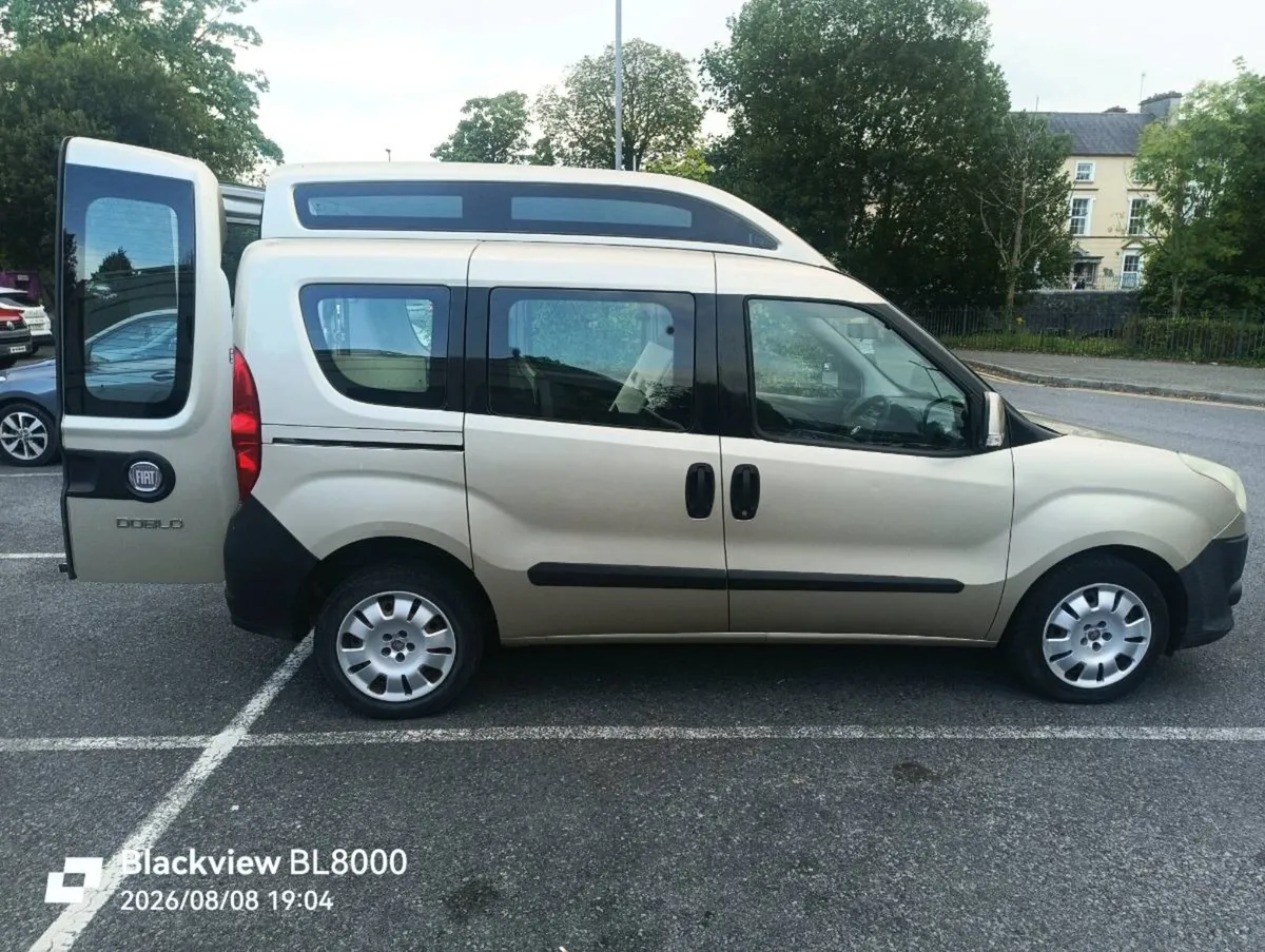 High roof doblo microcamper - Image 4