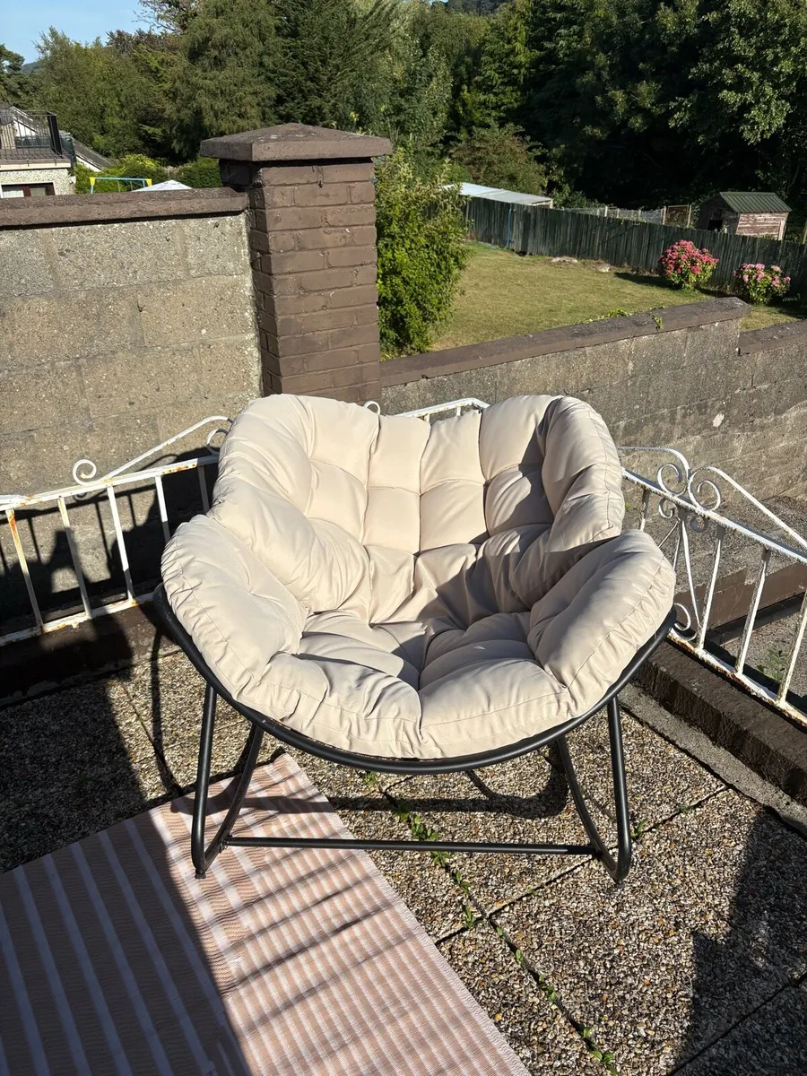 Large garden rocking chair - Image 2