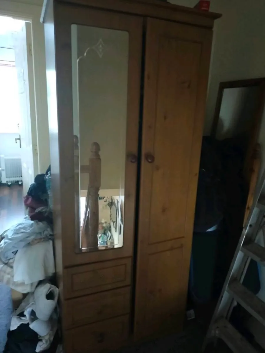 Cabinet and study drawer solid pine - Image 2