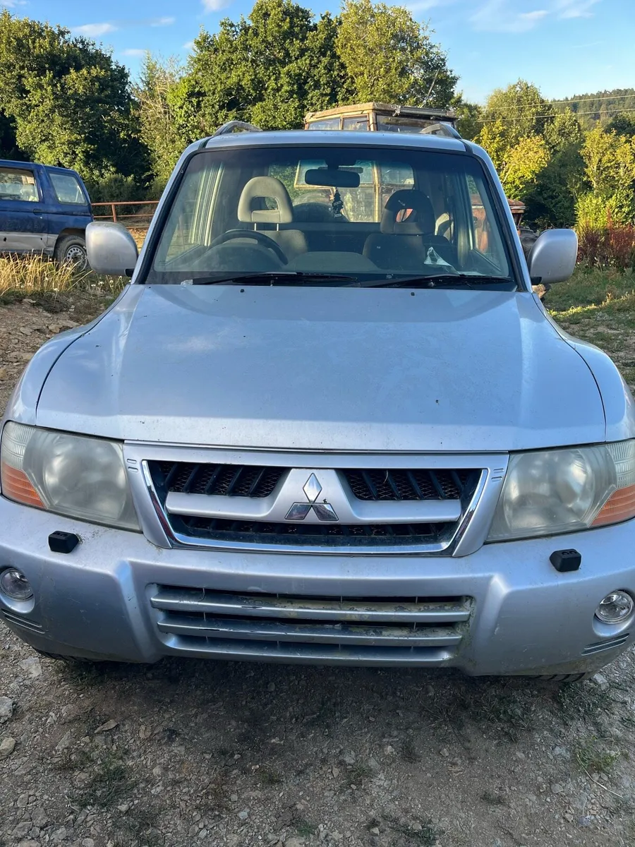 Mitsubishi Pajero parts - Image 3