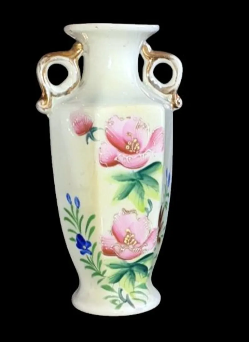 Beautiful Vintage Japanese Hand-Painted Porcelain - Image 1