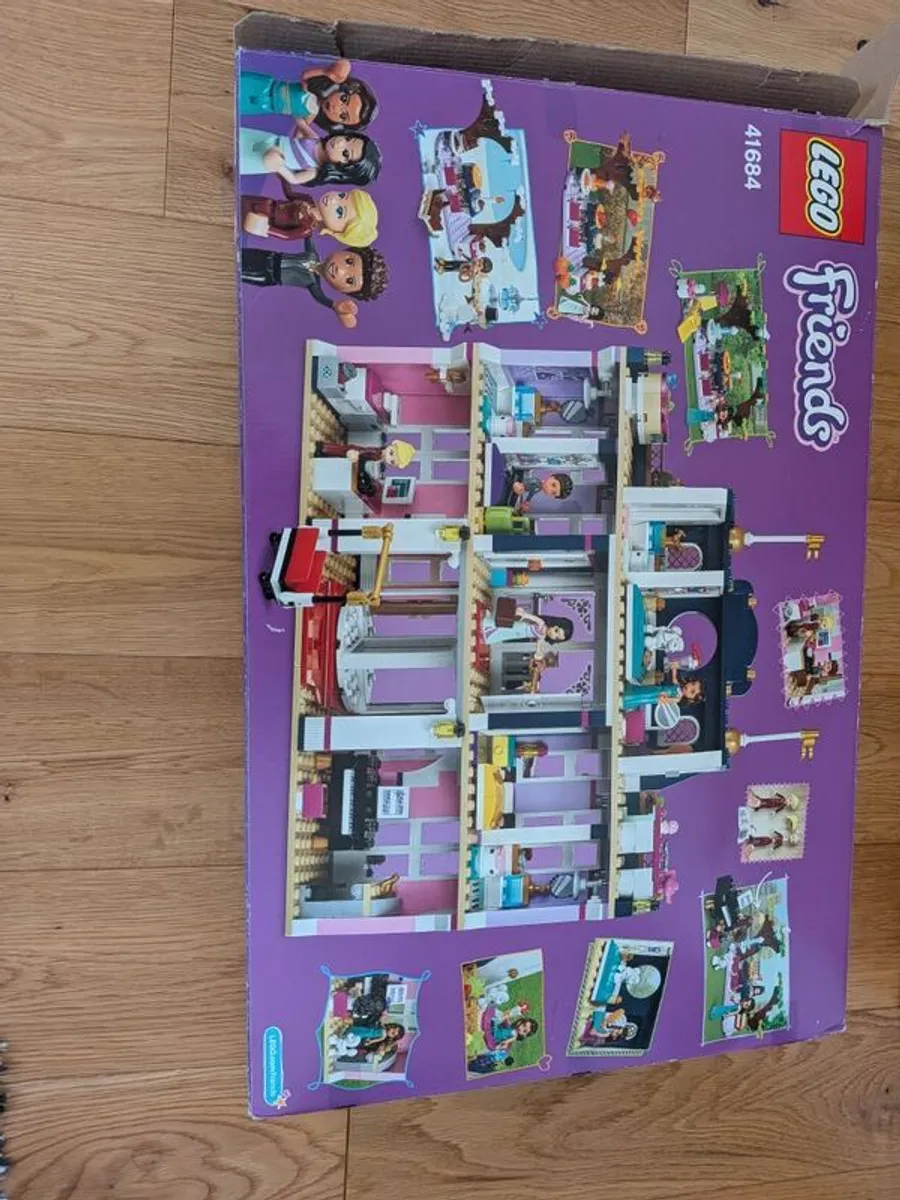 lego Friends Hotel - Image 1