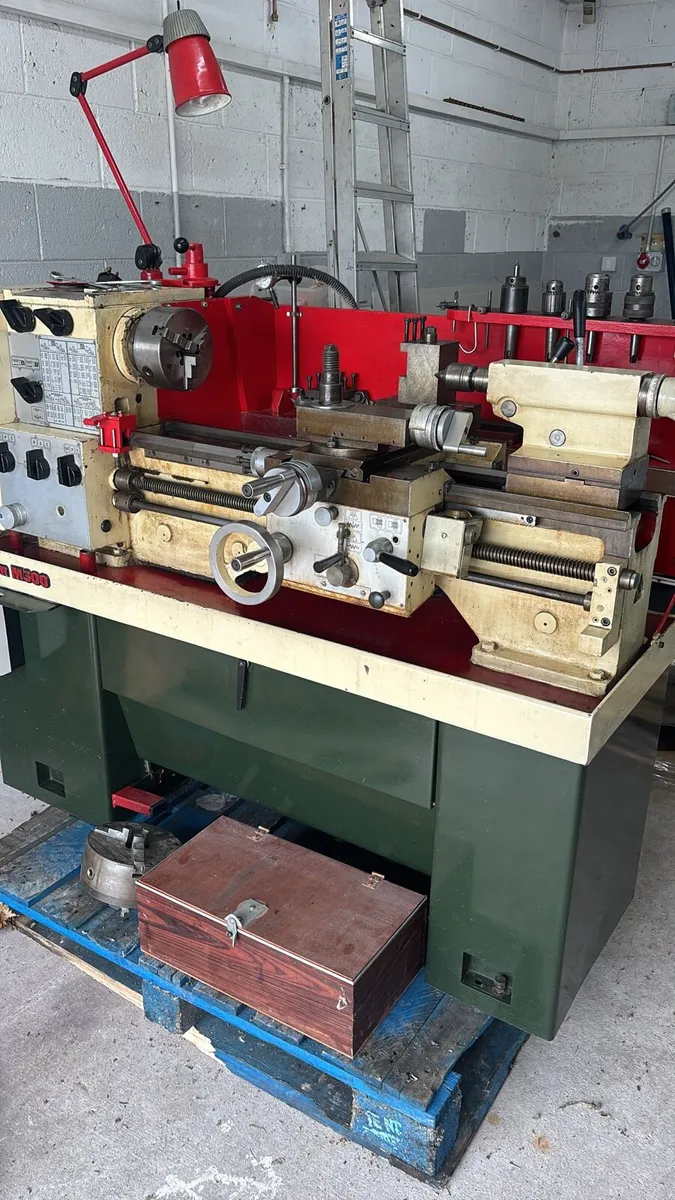 Harrison M300 manual lathe - Image 1