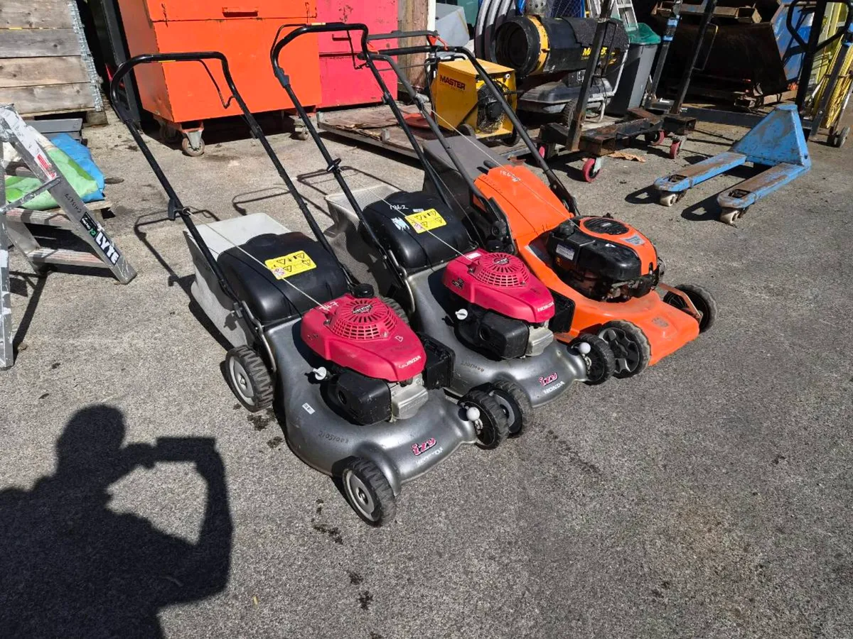 Honda/Husqvarna Lawnmower - Image 1