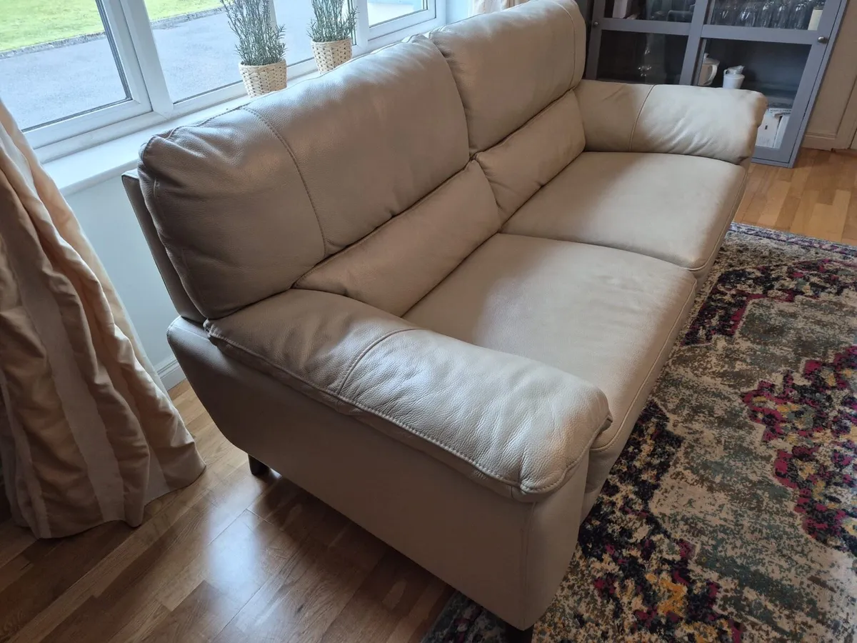 Quality Cream Leather 3 Seater Sofa - Image 2
