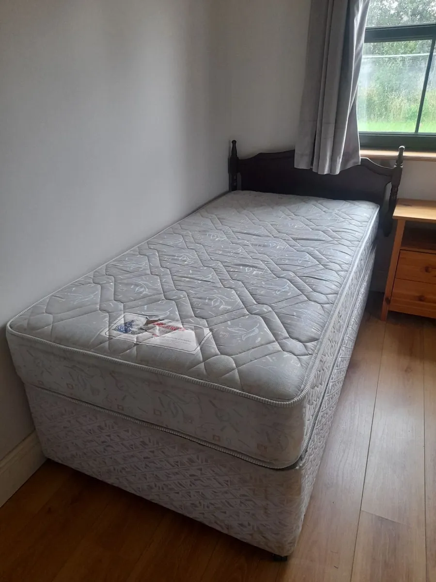 Single bed - Image 3
