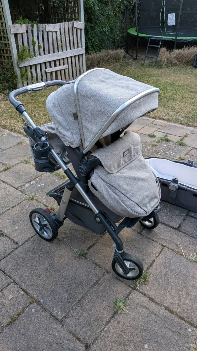 Silver Cross Pioneer buggy - Image 2