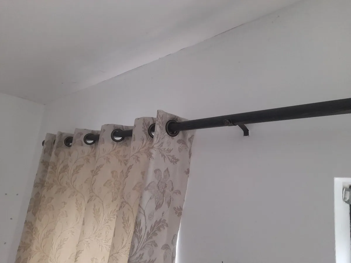 Curtain pole - Image 3