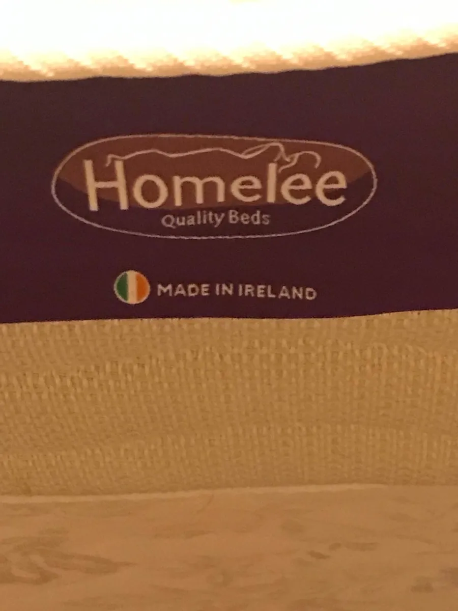 Double bed with mattress and headboard - Image 4