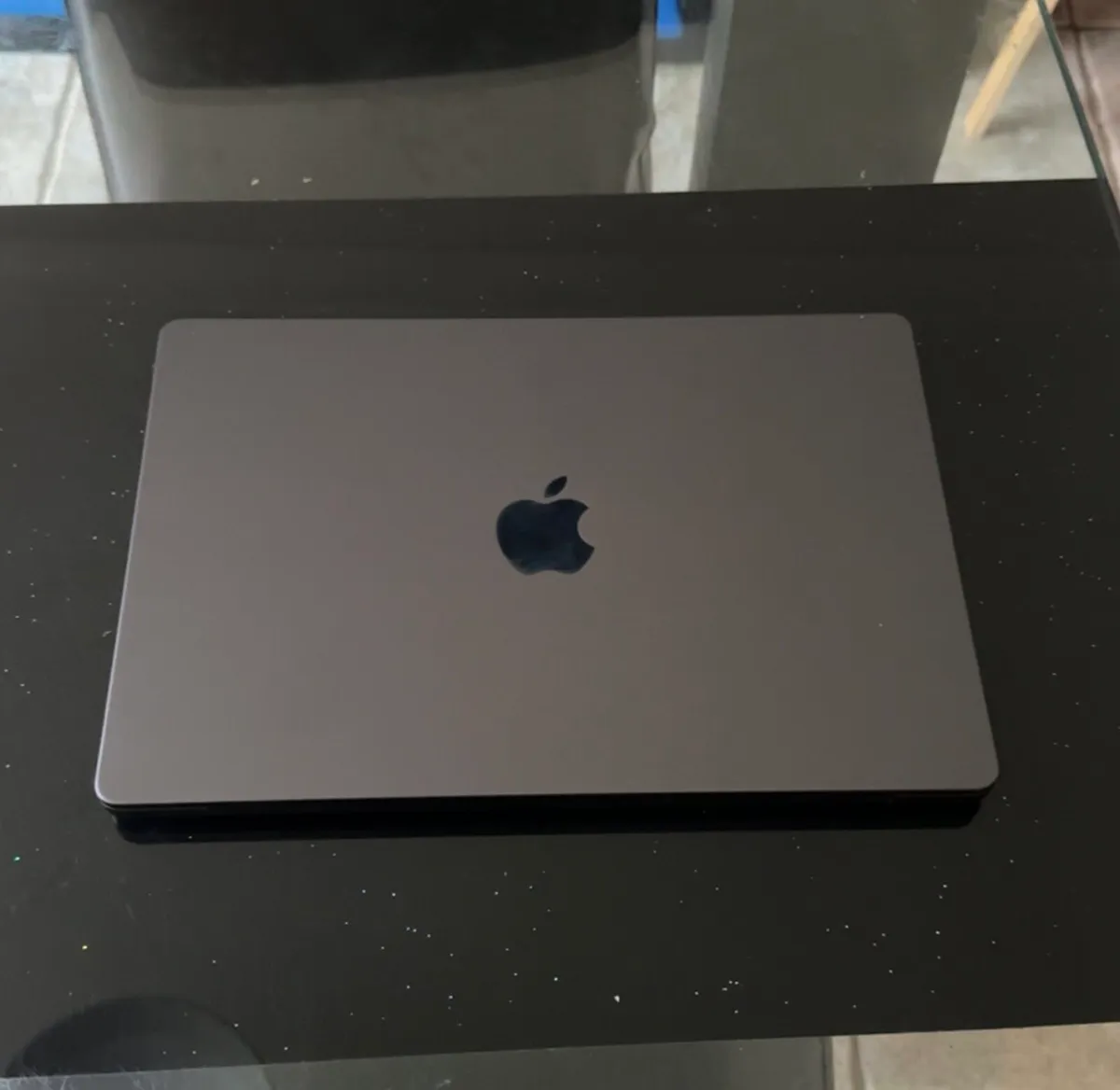 MacBook Pro 14-inch M3 Pro 2023 - Image 2