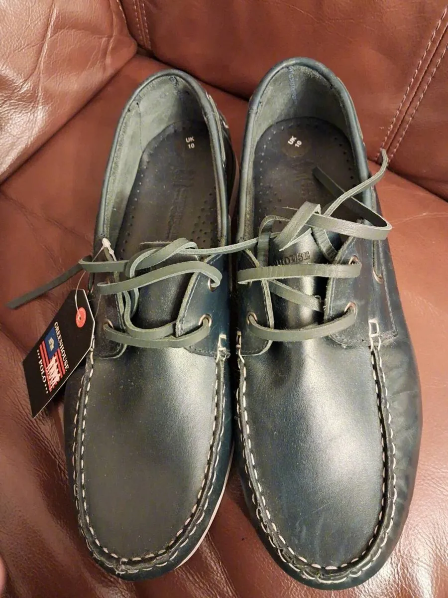School Deck Shoes - Image 1