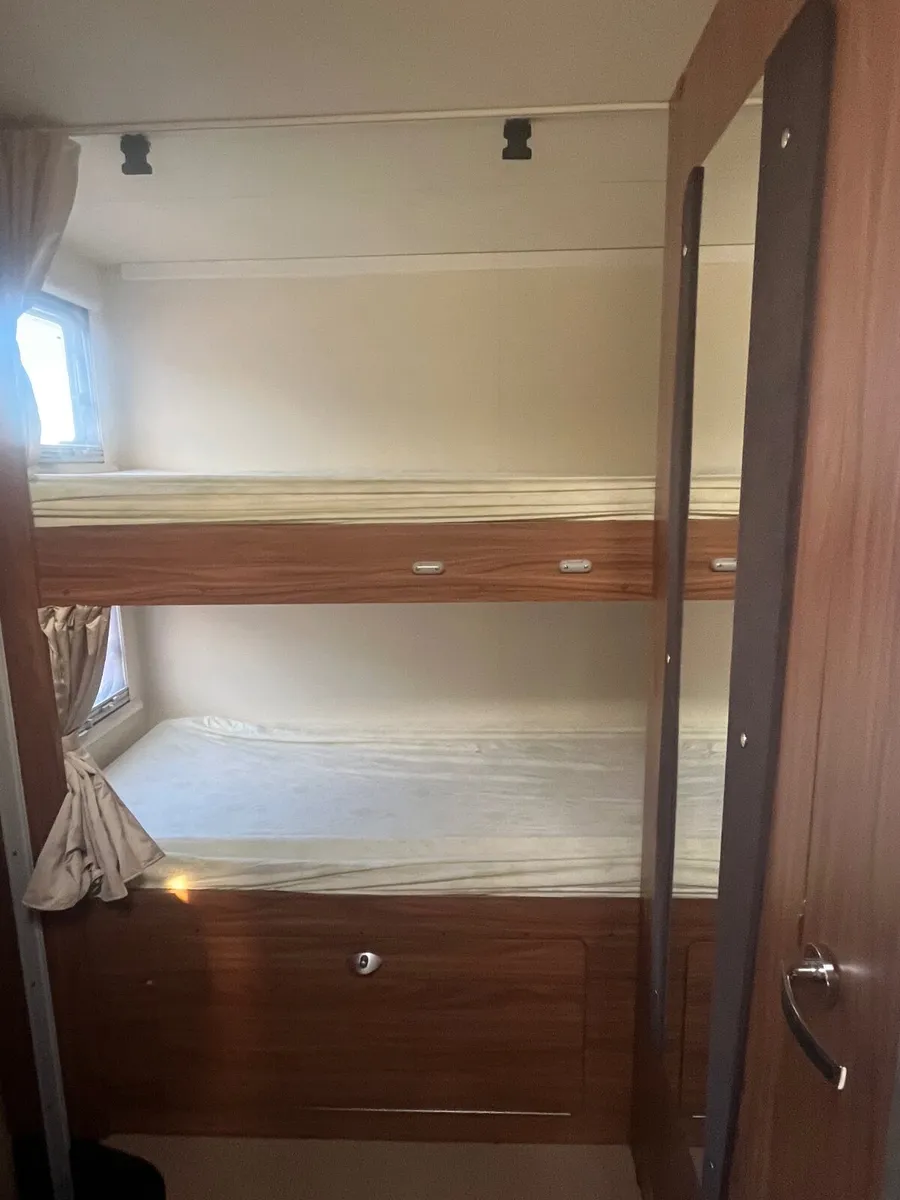 Motor home - Image 4