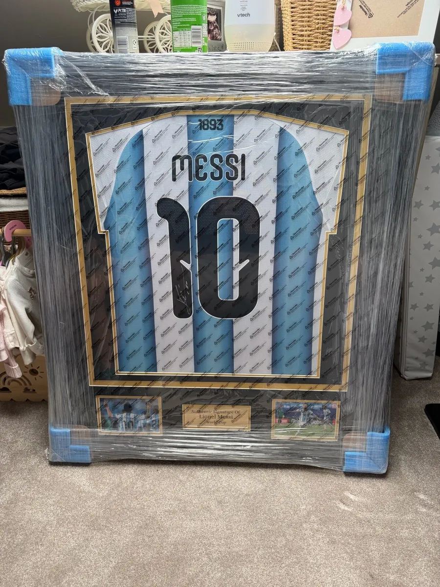 Messi signed 2026 Argentina jersey - Image 1