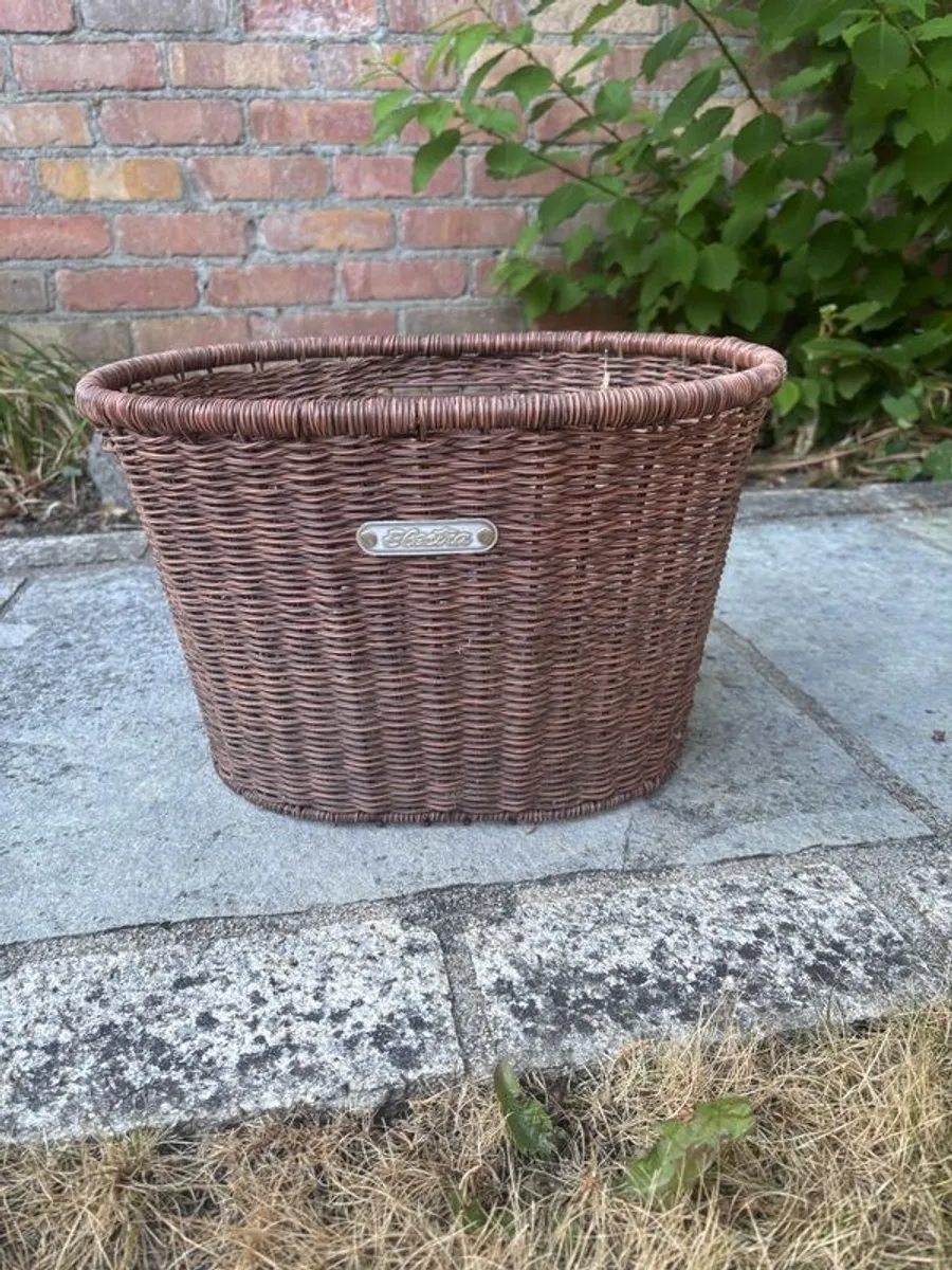 Electra Rattan Bike Basket - Image 1