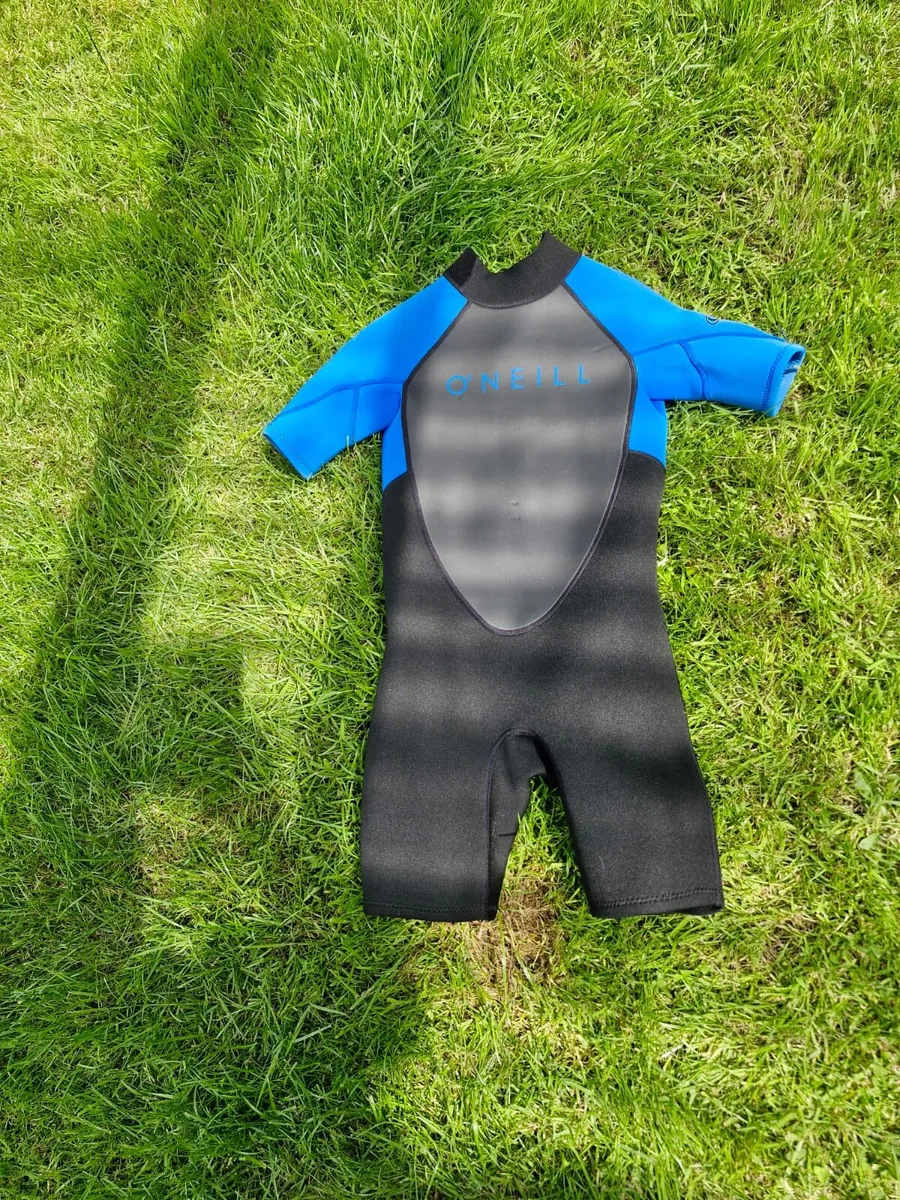 2 x Kids Shorty Wetsuits - Image 1