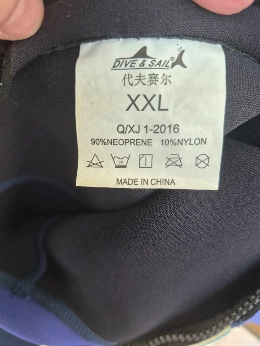 2 x Kids Shorty Wetsuits - Image 4
