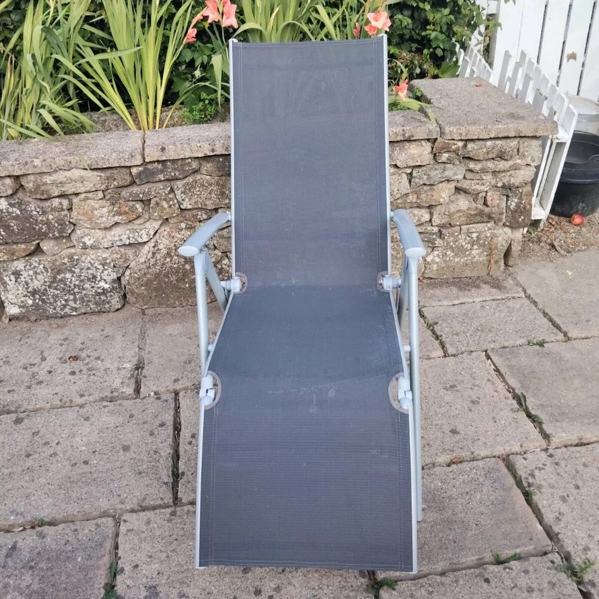 Aluminium Recliner Folding chair - Image 1