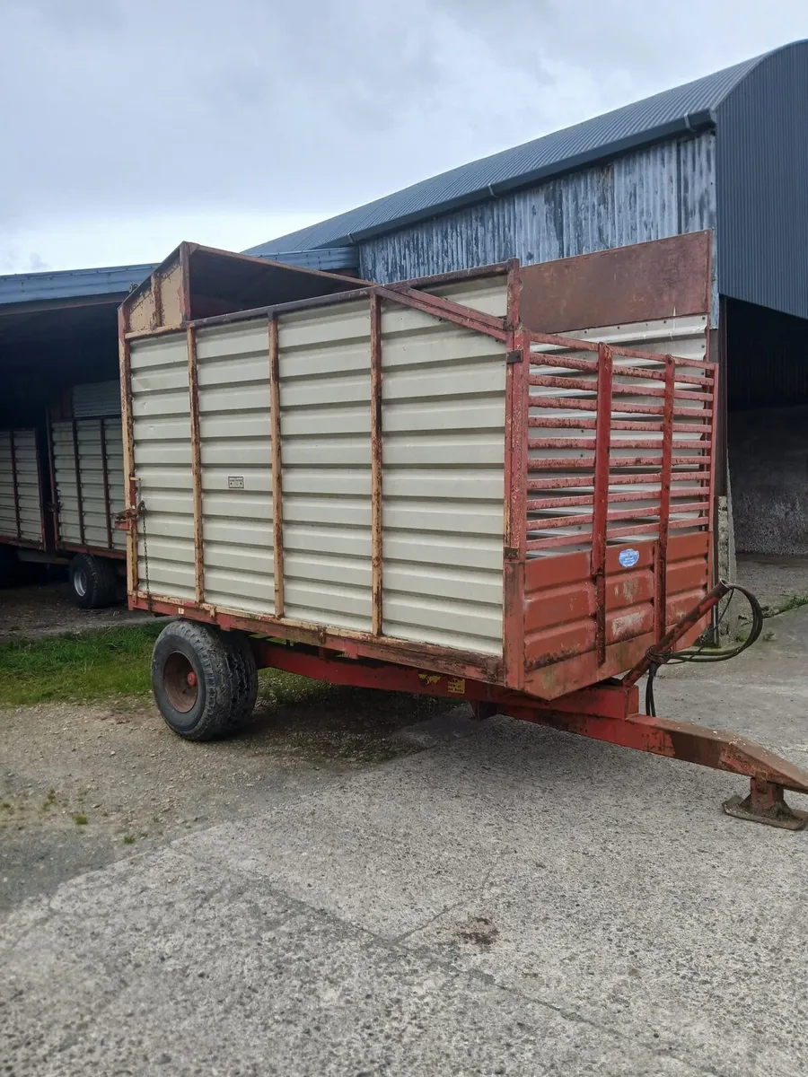 Johnston 11ftx7ft silage trailer - Image 2