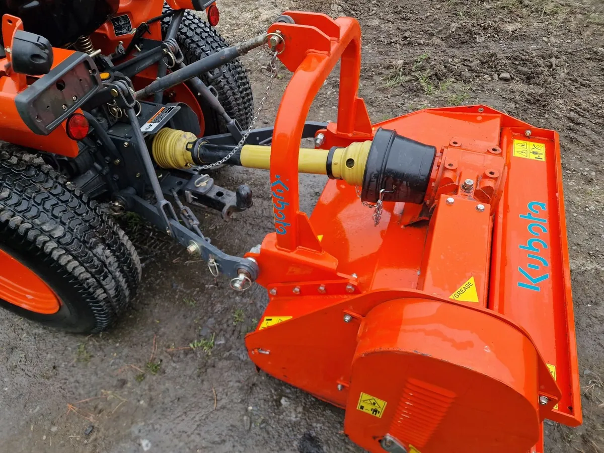 Kubota Compact Tractor with flail mower 200 hours - Image 3
