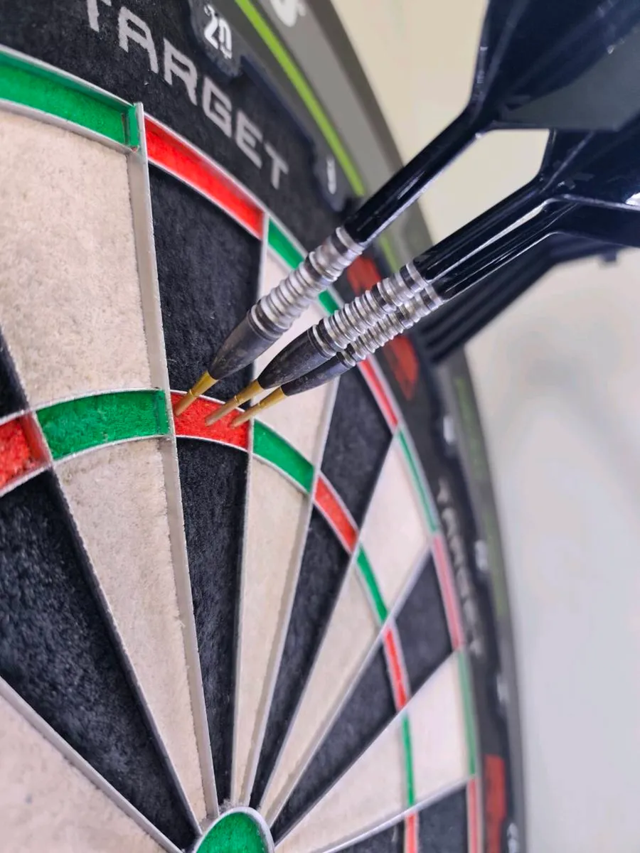 Target Japan darts - Image 1