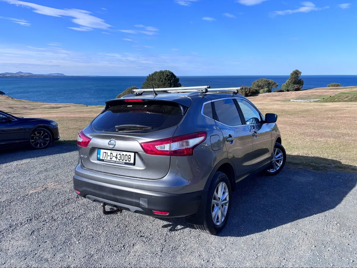 Nissan Qashqai 2017 Van 4x4 - Image 1