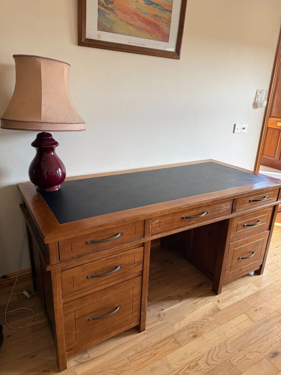 Desk - Image 1