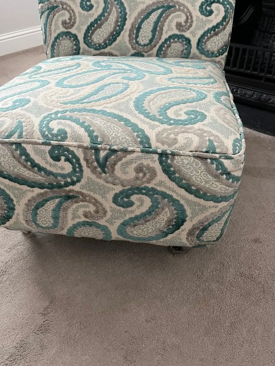 Slipper Chair - Image 2