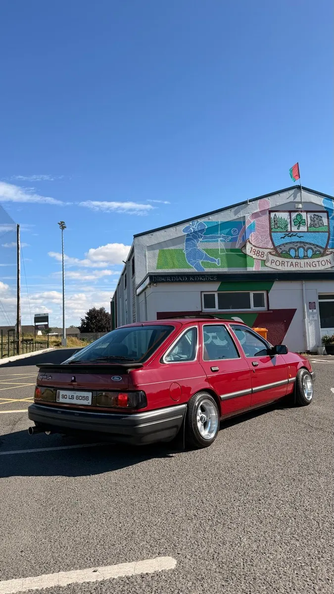 Ford Sierra Ghia 2.0 DOHC - Image 2