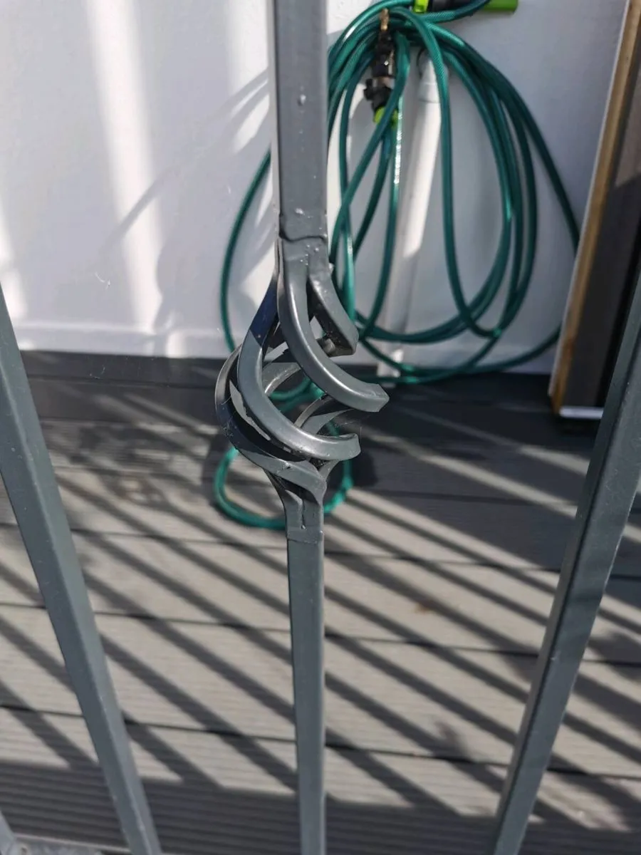 Fence - Image 4