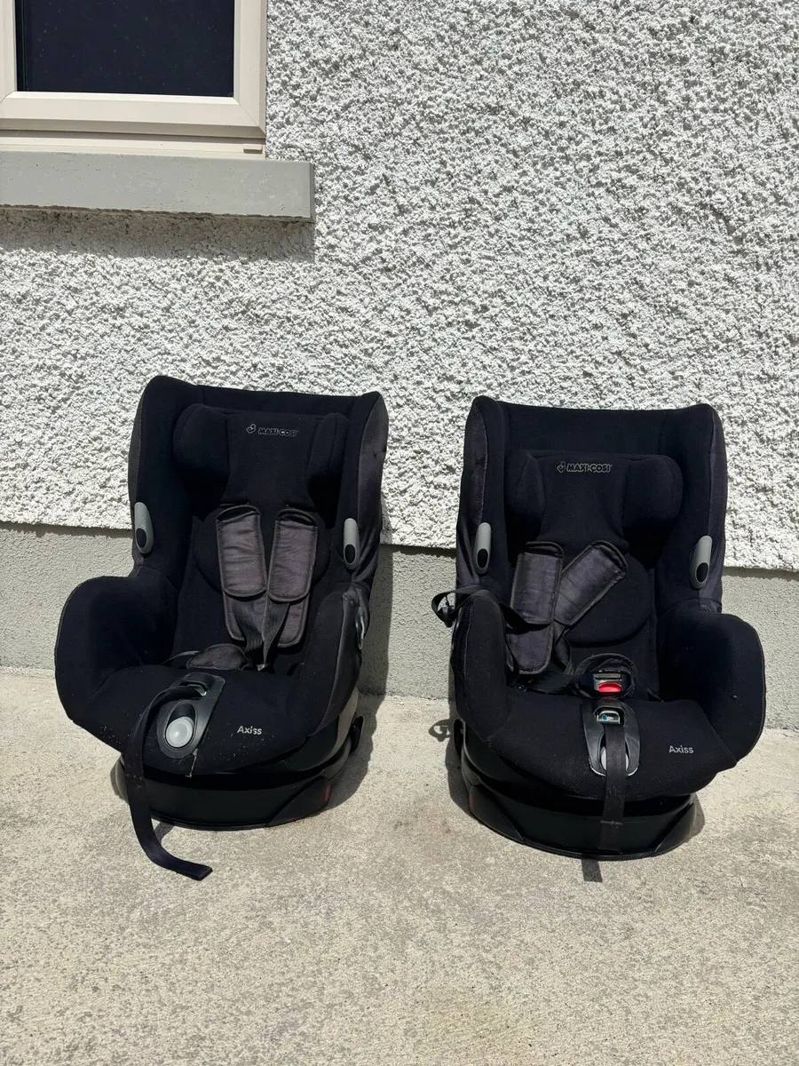 2 Maxi Cosi Axiss - Image 1
