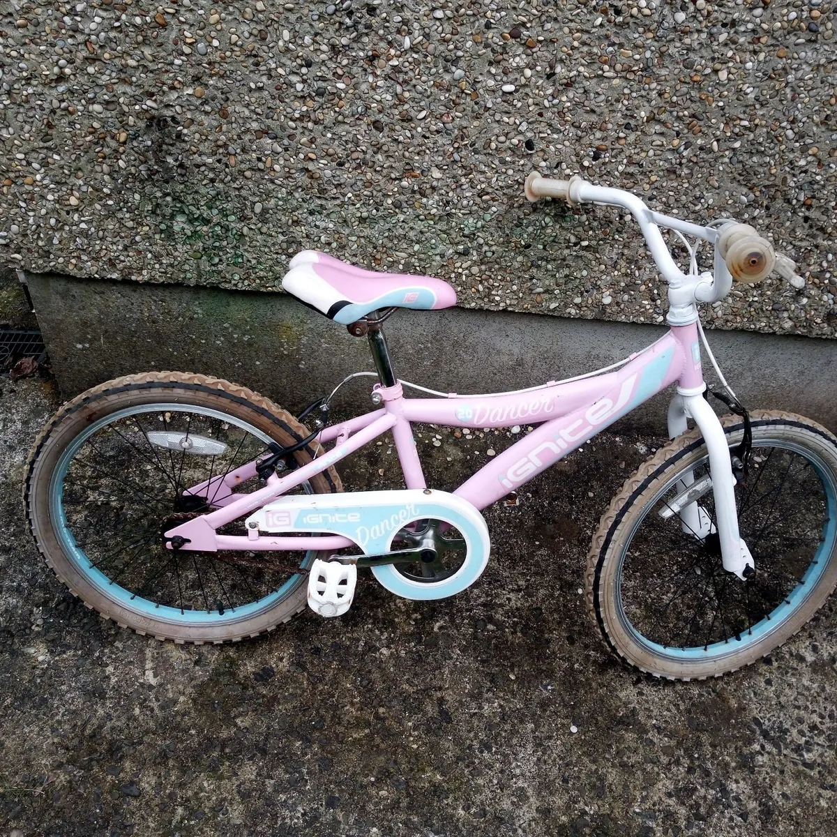 Kids bike - Image 1